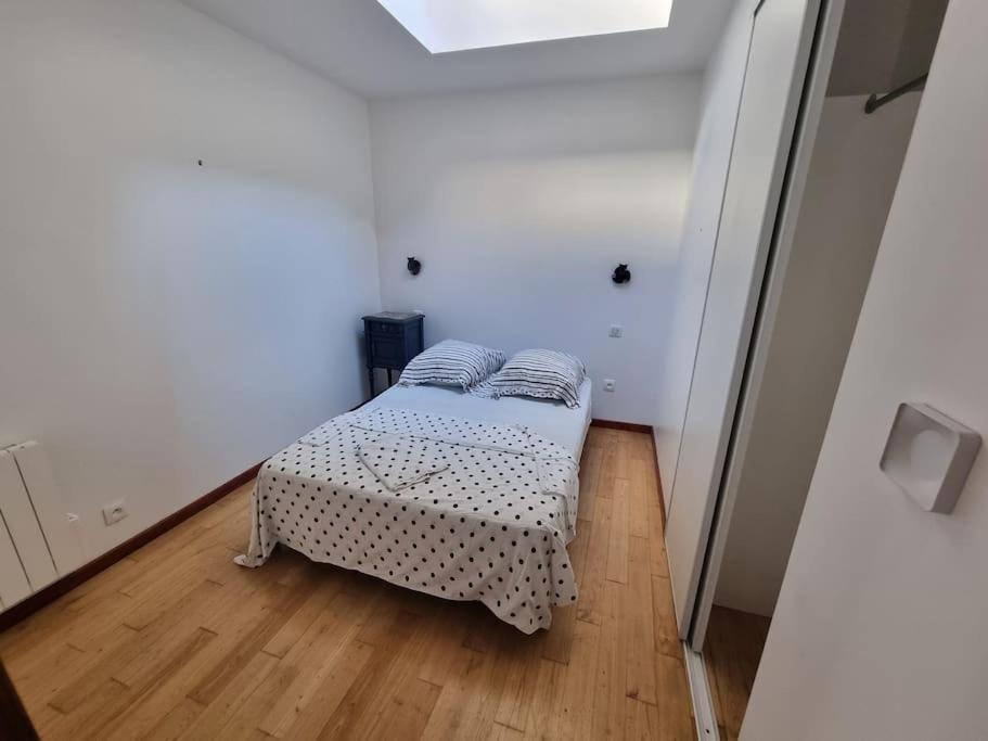 Appartement En Centre-Ville Aurillac Exterior photo